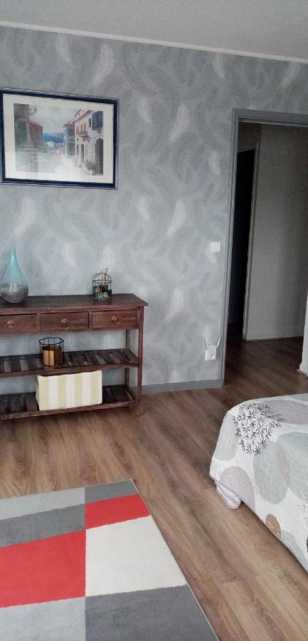 Les Volets Bleus Apartment Contes  Екстериор снимка