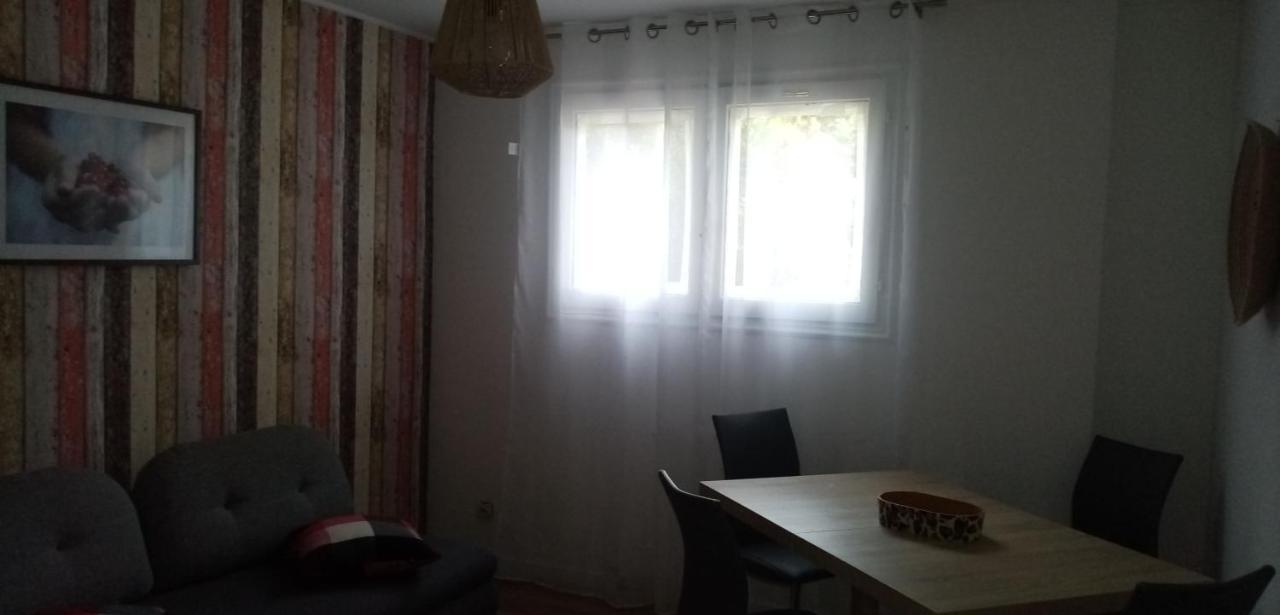 Les Volets Bleus Apartment Contes  Екстериор снимка